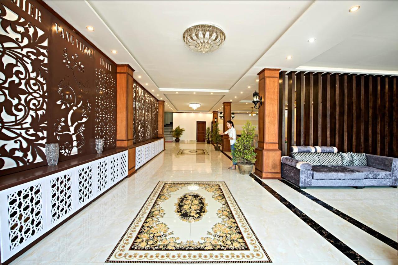 Premier Vang Vieng Hotel Exterior foto